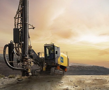 پیش بینی نرخ نفوذ سرمته در سنگ با استفاده از هوش مصنوعی