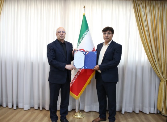  انتصاب عضو هیات علمی دانشگاه به سمت رئیس پژوهشگاه علوم و فناوری اطلاعات ایران (ایرانداک) 